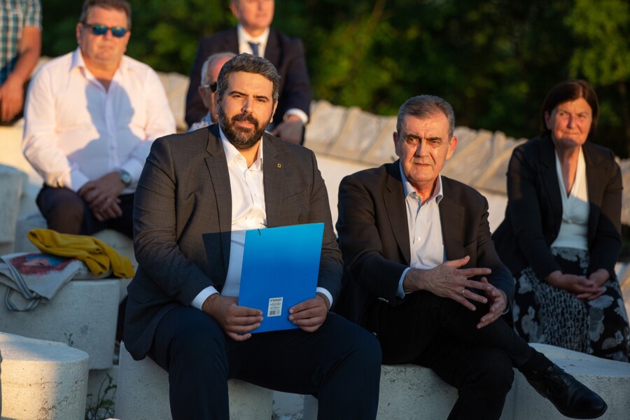 NE STAJU Od nezavisnosti do smjene DPS vođena loša sistemska politika