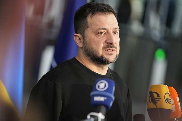 ZELENSKI Zapad me ne pritiska da pregovaram sa Rusijom