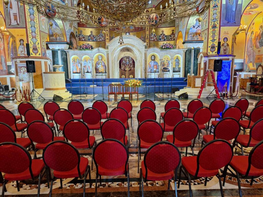 HRAM ILI POZORIŠTE Otkud bina u Hramu u Podgorici?