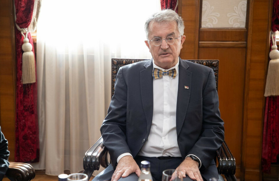 Milojko obećavao skraćenje radnog vremena a sprema uvođenje radne nedelje