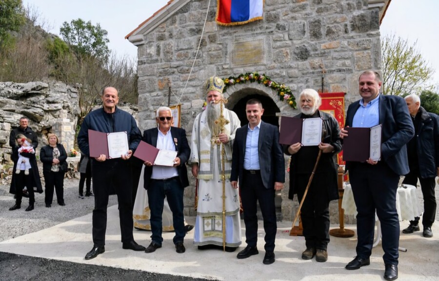 OSVEŠTANA CRKVA U DRAŽEVINI Odlikovani Vasojevići Zečević i Čađenović u Lješanskoj nahiji