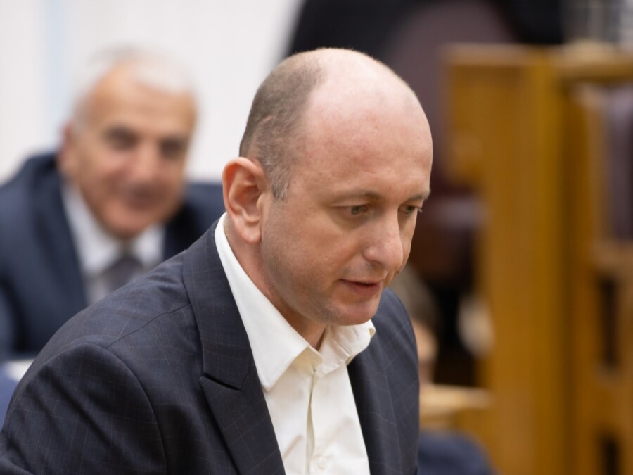 KNEŽEVIĆ Ministra Milovića treba smijeniti, Aco Đukanović bolje rešenje za IRF od Drecuna