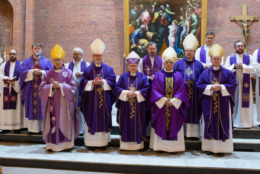 EKOLOŠKA KATASTROFA Potonuo britanski "Rubimar" dvije sedmice nakon napada Huta