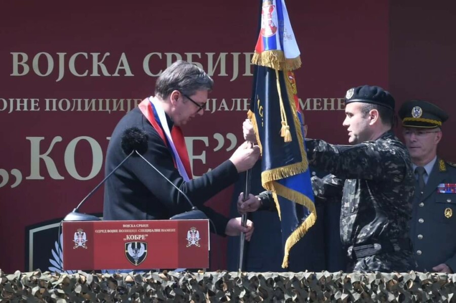 Vučić ukazao najveću od svih počasti jedinici "Kobre" Vojske Srbije (foto)
