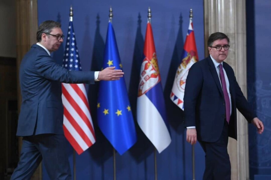 VUČIĆ O BRAJENU U LICE Imamo različite stavove kada je riječ o KiM i Srebrenici