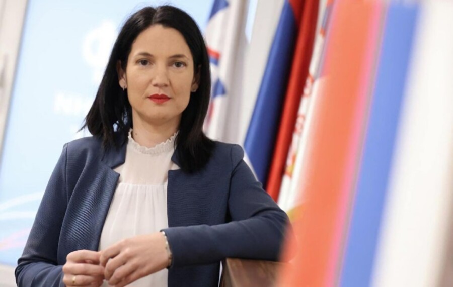 TRIVIĆ Odlaganje glasanja o rezoluciji o Srebrenici rezultat je napora rukovodstva Srbije, posebno Vučića