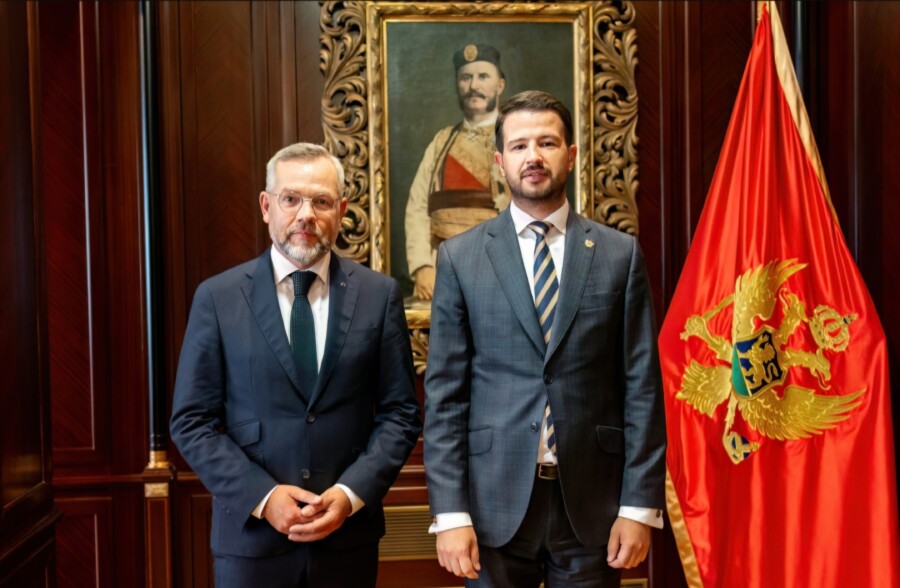 Milatović se zahvalio srpskom narodu na svemu tako što je na audijenciju primio švapskog srbomrsca