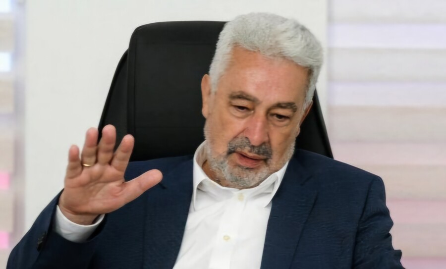 KRIVI NACRTAO SEBE, VAISTINU U politici praksa da se ne drži riječ i da ne važe principi