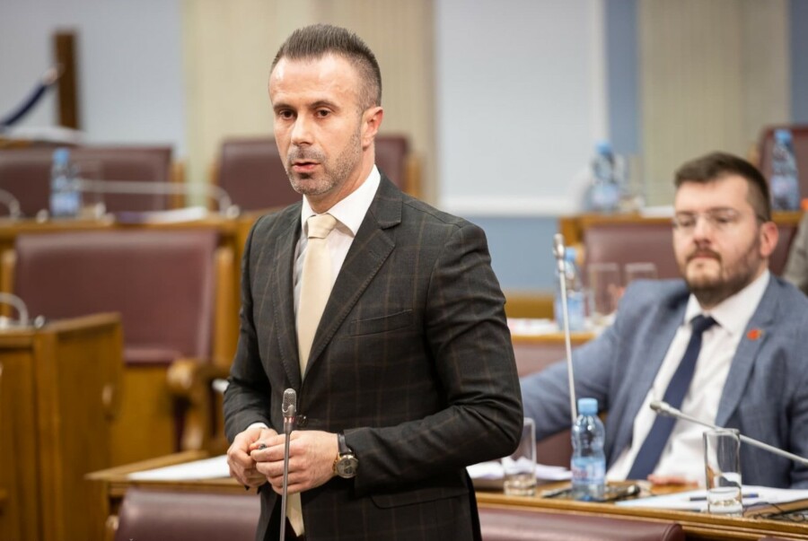 BOGDANOVIĆ Raskol Demokrata je nemoguća misija osim ako nas mafija ne pocijepa