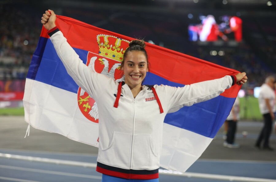 Adrijana Vilagoš dobacila do srebra i olimpijske norme na EP u Rimu