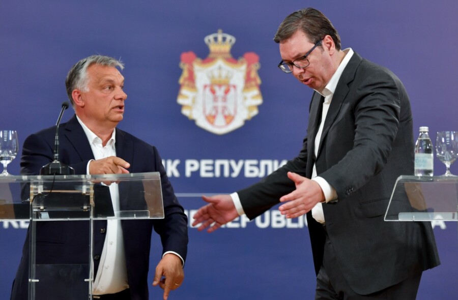 BIVŠI ANALITIČAR CIA Vučić i Orban ukapirali "ludu priču" NATO pakta koja hoće da nas pobije