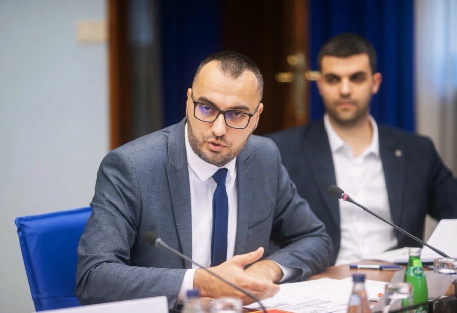 STIJEPOVIĆ ODGOVORIO ZIROJEVIĆU Damir Šehović za vrijeme ministrovanja na hranu i piće potrošio 700 hiljada evra