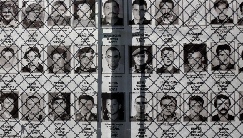 Na prelazu Merdare preuzeti ostaci tri srpska civila stradalih na Kosmetu 1999. godine
