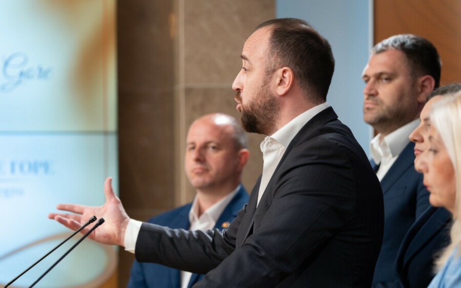 Dušku Markoviću iz bivše partije poželjeli sreću i uspjeh