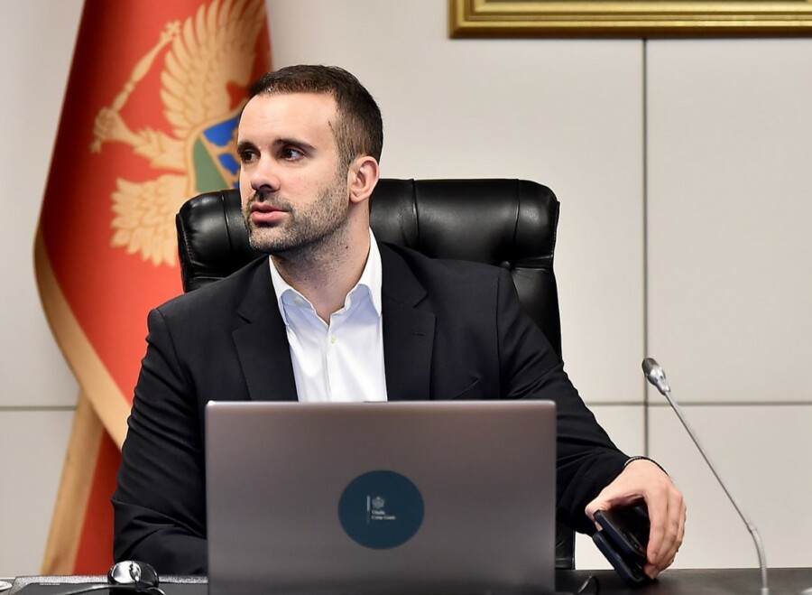 Spajićeva Vlada oduzela građanima priliku da kupe stan po cijeni od 900 evra po kvadratu