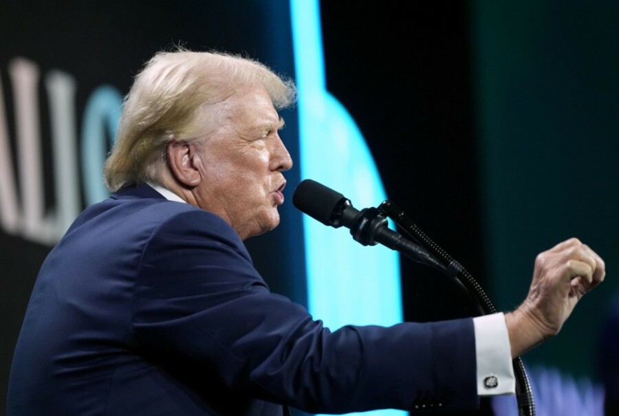 DONALD KIDIŠE NA KAMALU Ona je užasna, ona je još gora od Bajdena