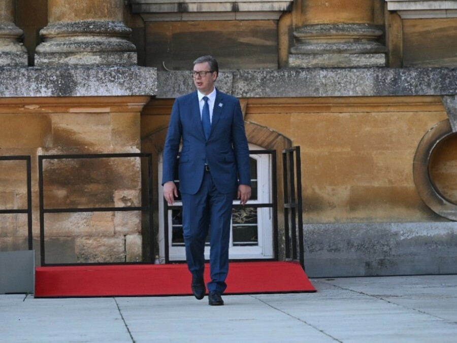 VUČIĆ IZ LONDONA Srbija želi mir i ekonomski napredak, u skladu sa tim se ponaša