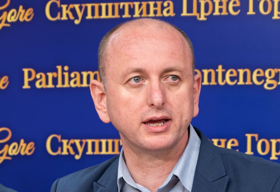 KNEŽEVIĆ Hrvatska u svojoj vlasti ima političku stranku koja baštini vrijednosti Pavelićeve NDH