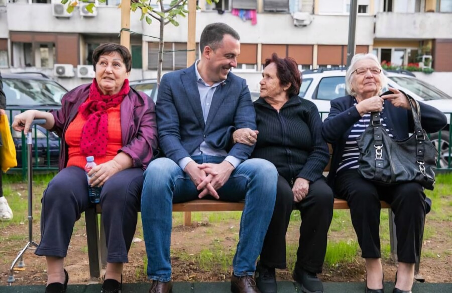 STAJE NA "LUDI KAMEN" Ivan Vuković ženi svoju bivšu zamjenicu "gradonačelnicu"