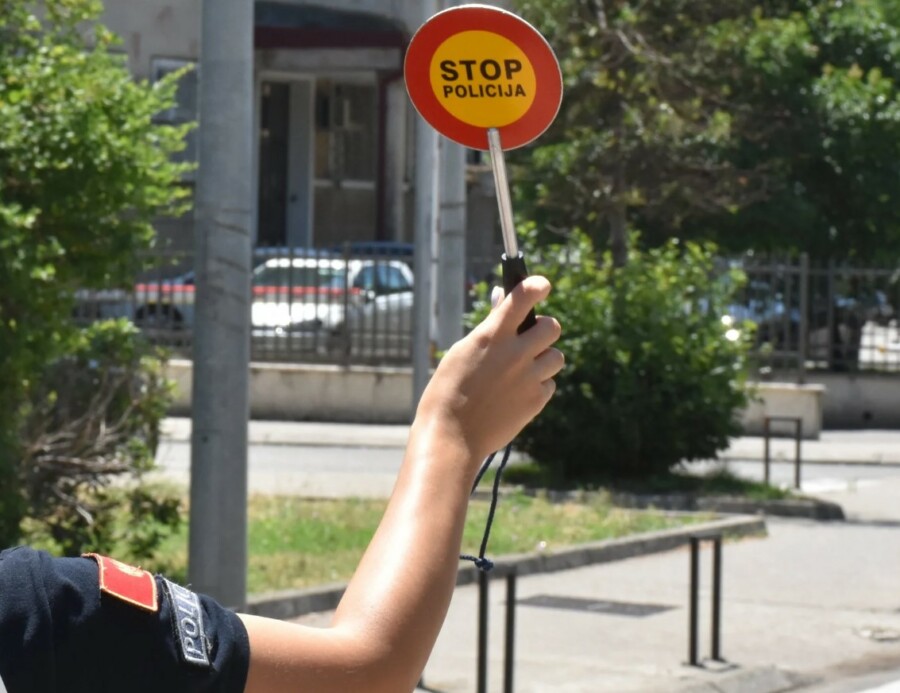 BIJELO POLJE Pijan automobilom oborio policajca pa uhapšen