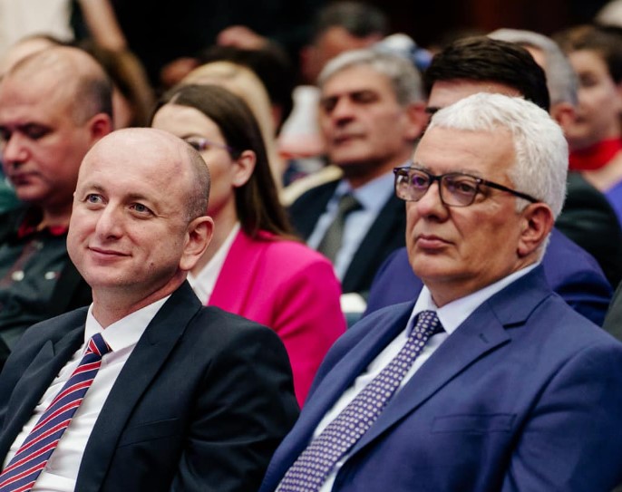 Viši sud oslobodio sve za lažni “državni udar”, Mandić i Knežević konačno slobodni!