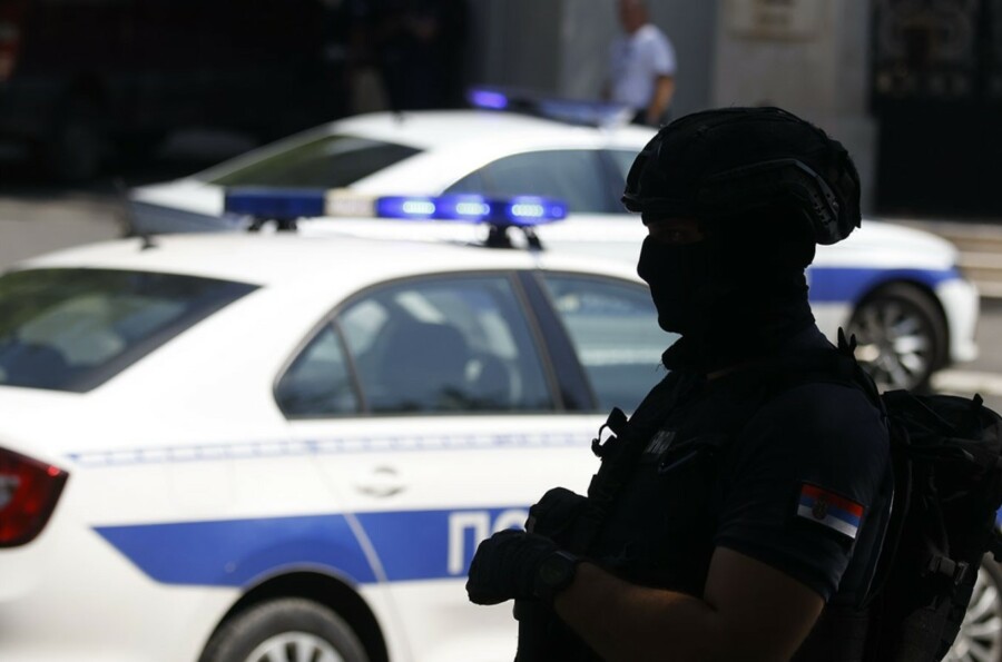 TERORIZAM Ubijen policajac u Loznici, drugi teško ranjen