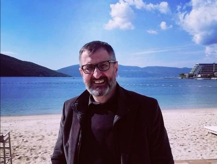 TRAŽI BATINE ZA AZIL U KANADU Ljubo Ljuša Filipović napao u Budvi Sašu Kustudića