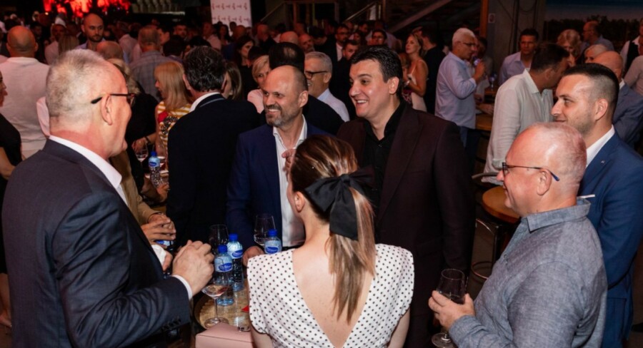 BILA I LIDIJA SA ĐUVEGIJOM Andrej Milović sa Šekijem Radončićem uživao na fešti kod Darka Šukovića