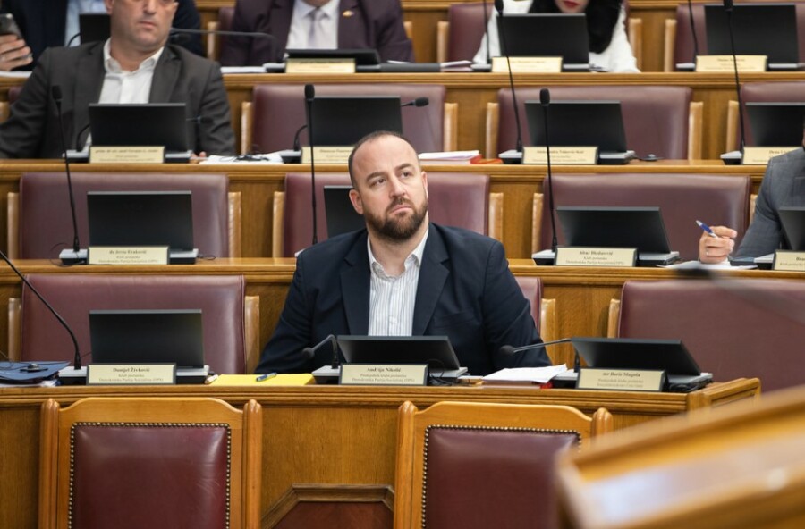 Andrija Nikolić zabrinut što Rezolucija o Jasenovcu nije objavljena u "Službenom listu"