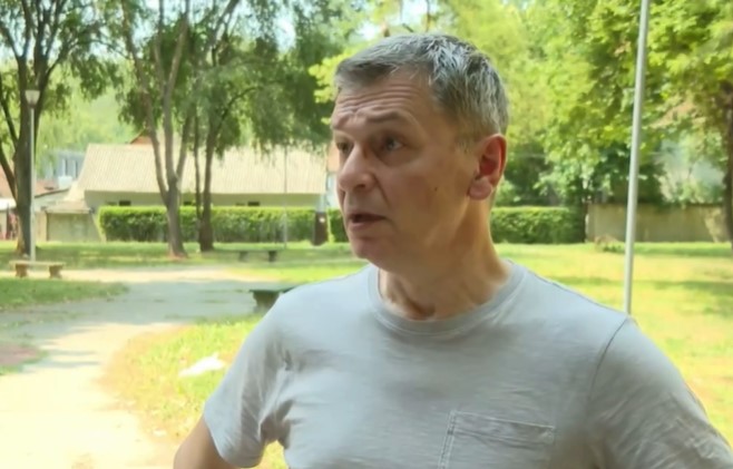 Ćuta prijeti upadom u Palatu Srbija (video)