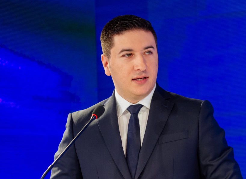 DAJKOVIĆ Milan Knežević i Andrija Mandić su sačuvali obraz Milojku Spajiću