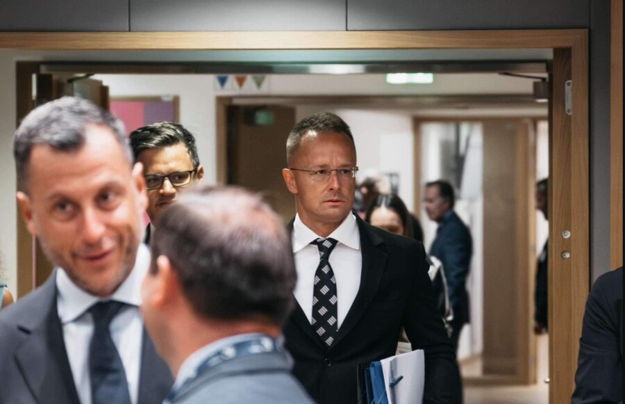 Sijarto osudio Boreljovu izjavu da se povećaju isporuke oružja Ukrajini