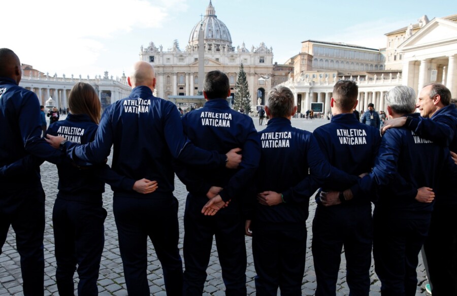 GLASNUO SE I VATIKAN SA ZAKAŠNJENJEM Papa žalostan zbog scene sa otvaranja Olimpijskih igara