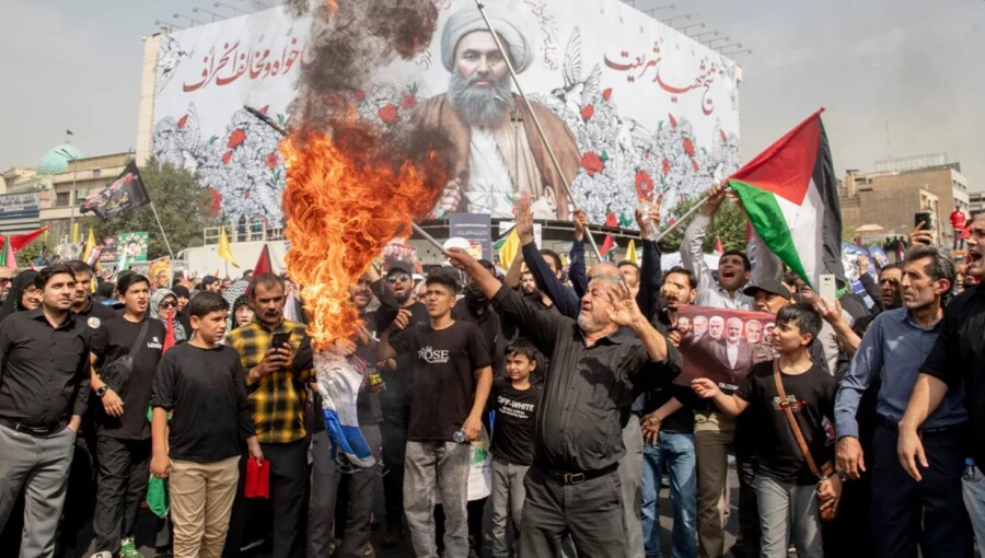 Iran preko Sijarta upozorio Izrael na svoju nameru da će izvršiti napad