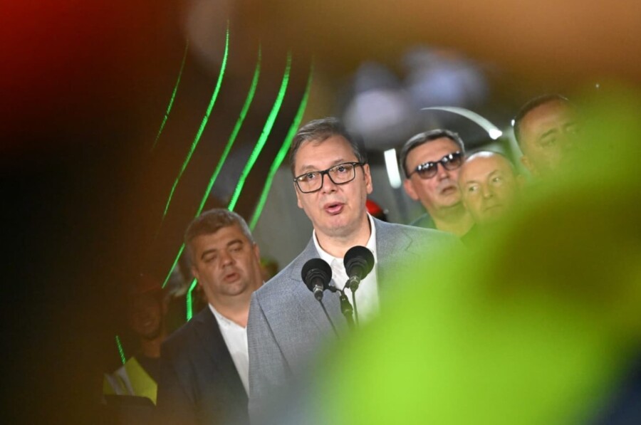 VUČIĆ BIA nadležna za informacije da zapadne službe spremaju masovne nerede i pokušaj državnog prevrata u Srbiji