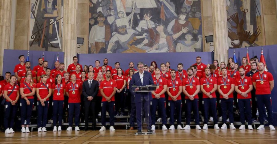 ŽIVJELA SRBIJA Predsjednik Vučić dočekao srpske osvajače olimpijskih medalja