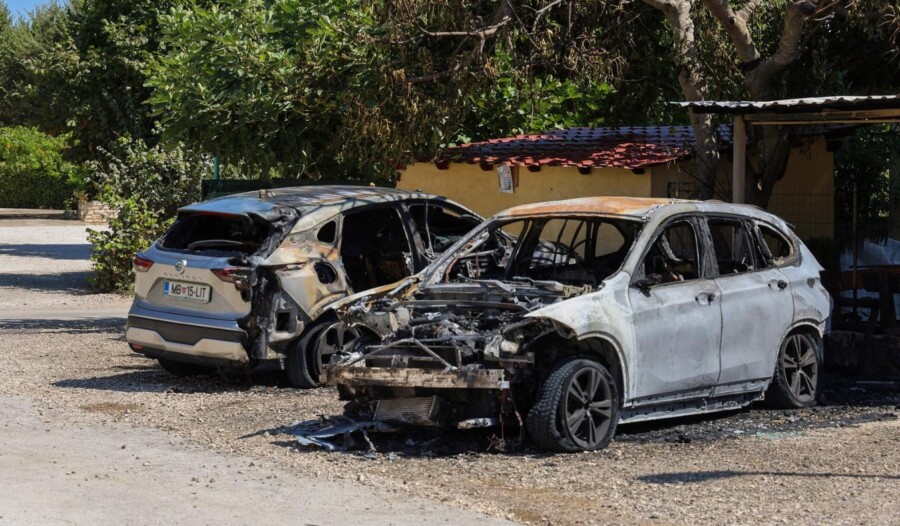 Bosanka zapalila automobil i motocikl načelniku policije u Rovinju
