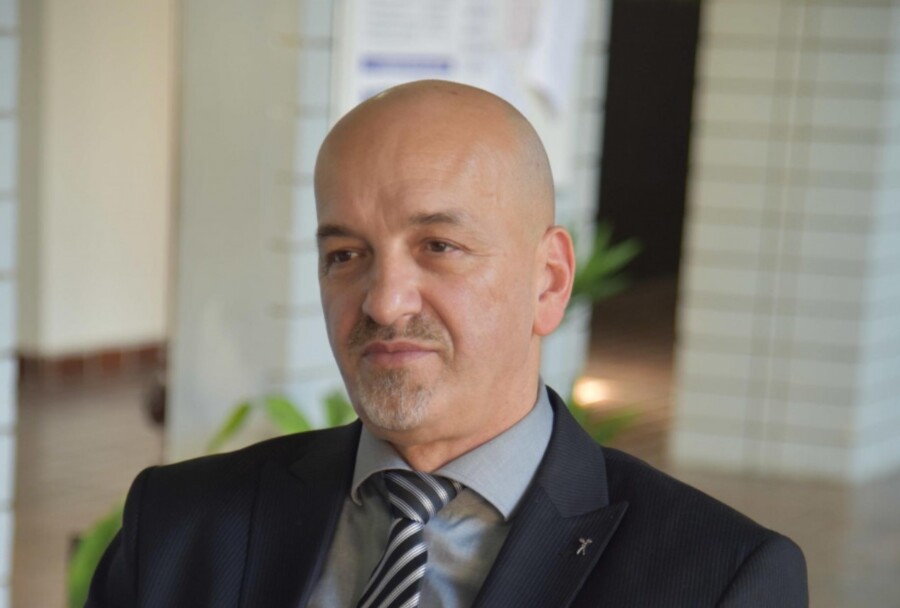 VUKOVIĆ Jakov Milatović apsolutno nezreo i u prosvjetu totalno neupućen