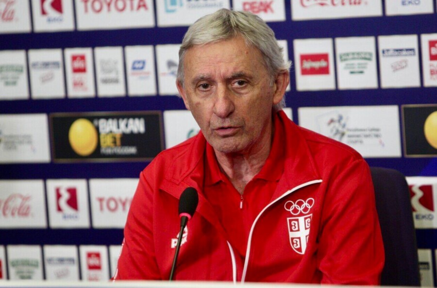 Sužen izbor za Pešićevog naslednika na dva srpska stručnjaka