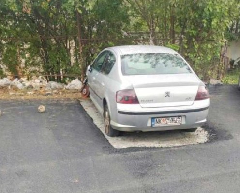 OVOGA NEMA NI U KANDAHARU Ovako se asfaltira u Staroj Varoši