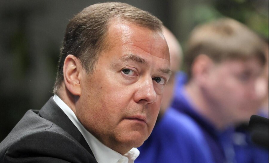 Medvedev pozvao Zapad na oprez, Rusija ima pravo na upotrebu nuklearnog oružja