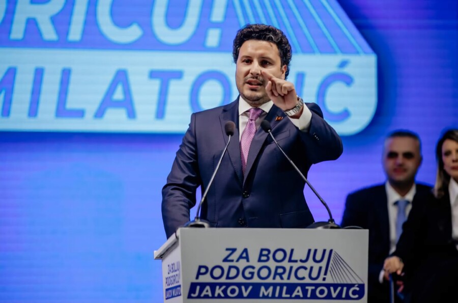ABAZOVIĆ Mujoviću, jesi li uzeo stan od DPS-a?