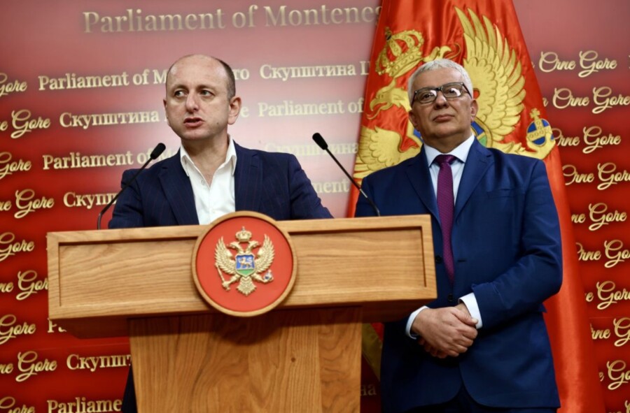 Mandić i Knežević iniciraju parlamentarnu istragu o ubistvima Duška Jovanovića i Pavla Bulatovića