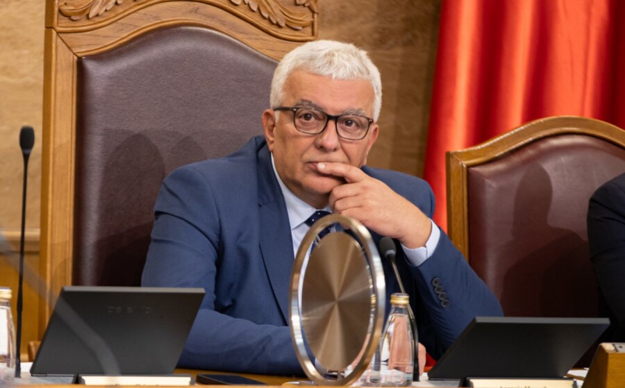 Mandić na zahtjev poslanika otkazao sjednicu Skupštine
