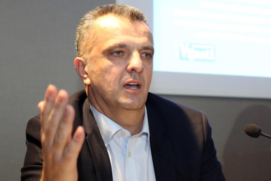 KNEŽEVIĆ ULOVIO LOVCA NA ZMAJEVE Željko Ivanović je unuk Jeremije Srbina