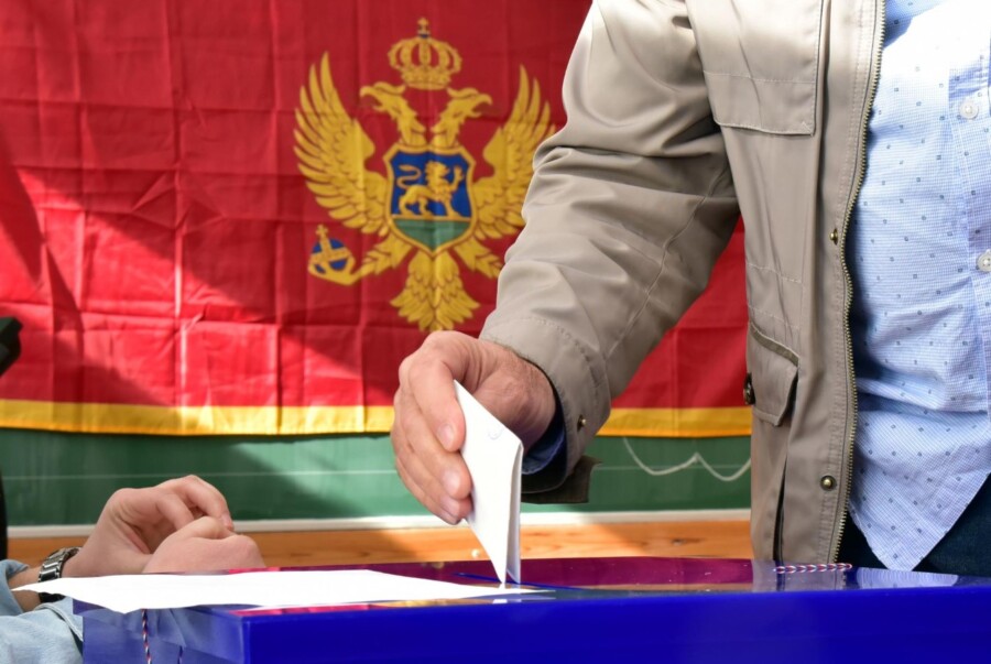 Pravo glasa u Podgorici ima 145.724 građana, a u Kotoru 18.498