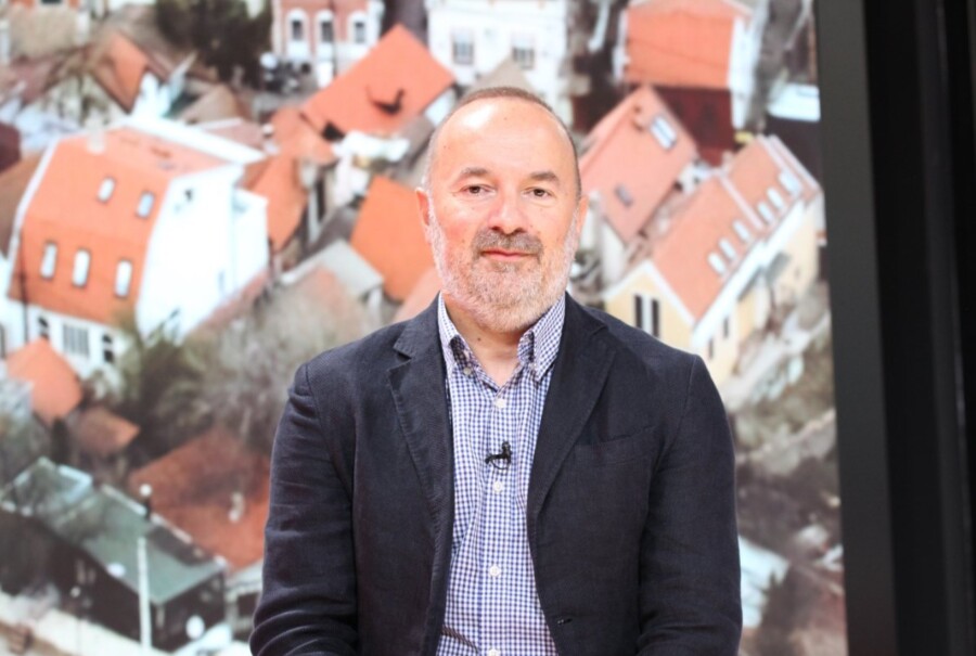 PAVIĆEVIĆ Srpski jezik je utemeljen pa je potpuno prirodno da bude službeni jezik u Crnoj Gori