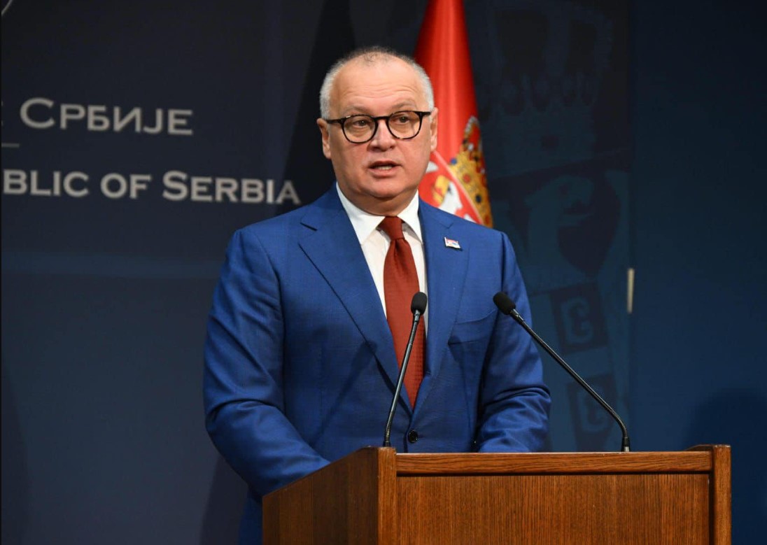 SJUTRA JE VAŽAN DAN Vesić stiže u Crnu Goru, biće potpisan važan dokument