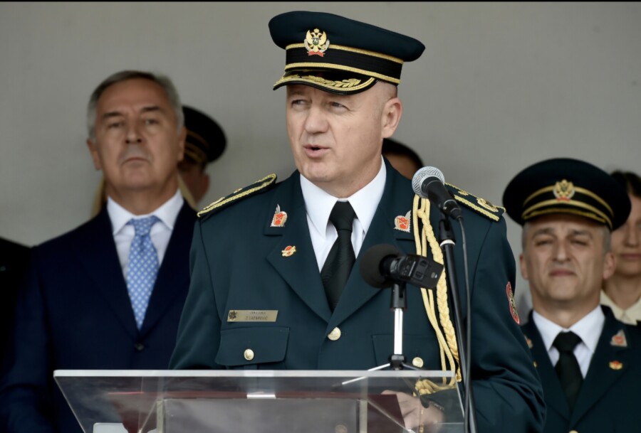 DPS priznao da general Lazarević nije vojnik Vojske Crne Gore, već partijski aktivista Mila Đukanovića