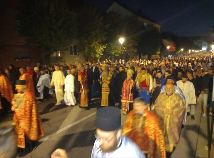 VELIČANSTVENA LITIJA U PLJEVLJIMA Dariju Vranešu Orden Bijelog Anđela SPC